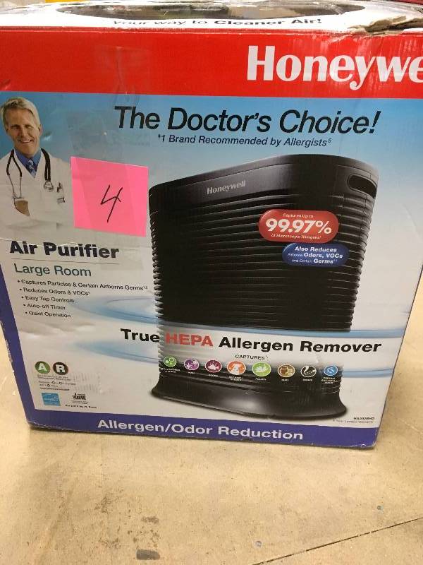 lot 4 image: HONEYWELL True HEPA 310 sq. ft. Allergen Remover Air Purifier in good conditions