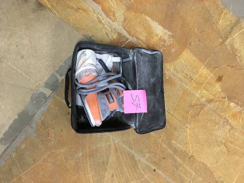 lot 57 image: RIDGID 5 in. Random Orbital Sander with AIRGUARD Technology USED In  good working  condition