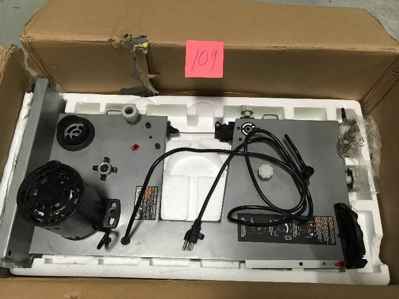 lot 109 image: RYOBI 2.5 Amp 9 in. Band Saw in good conditions