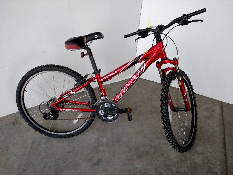 Giant 26, 21 Speed Bicycle...