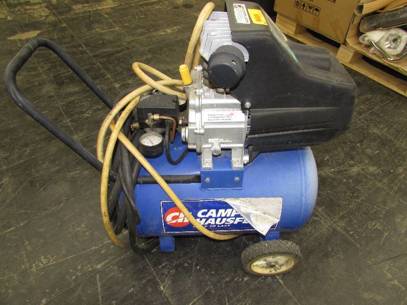 lot 176 image: AIR COMPRESSOR AND HOSE