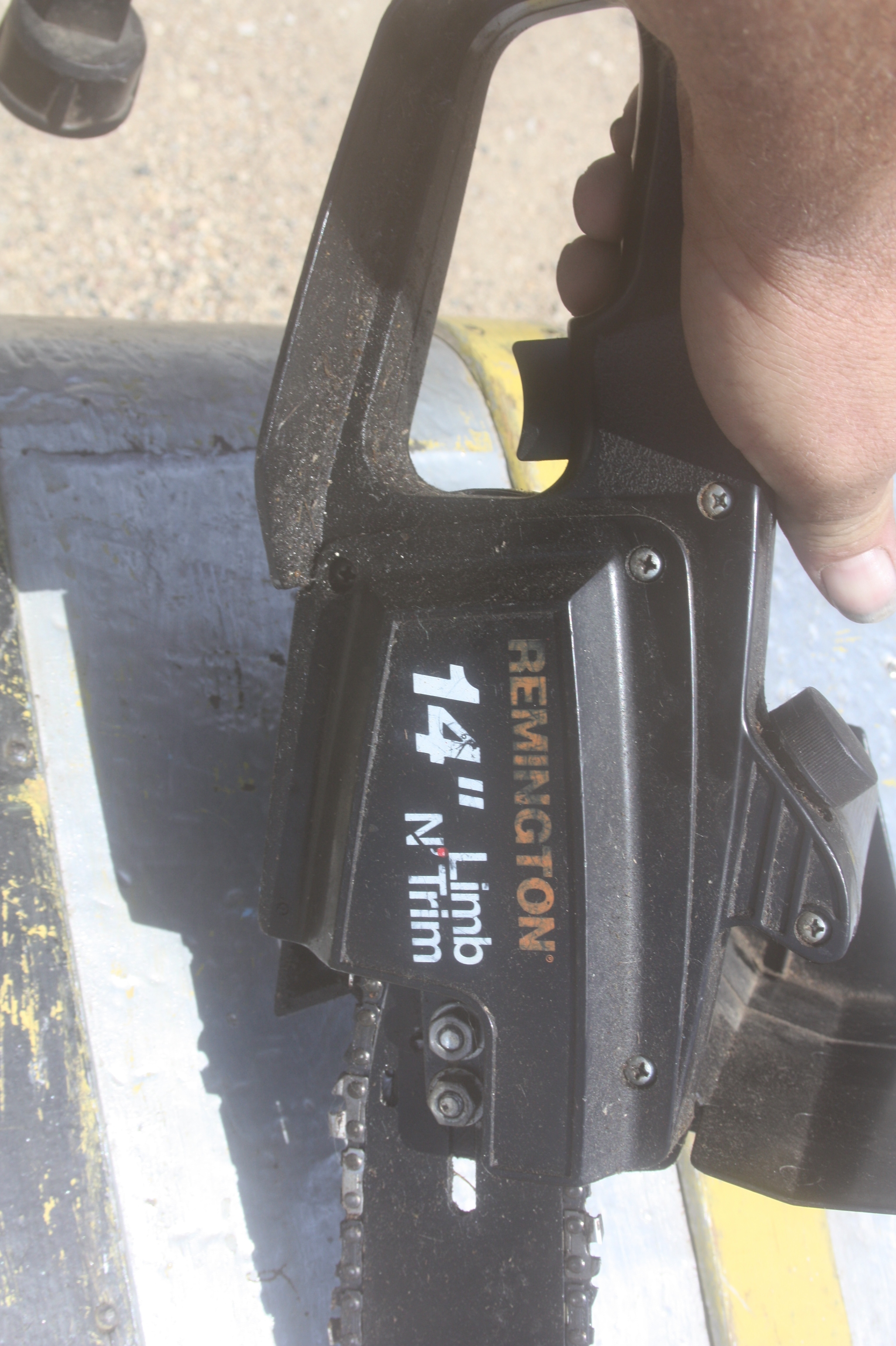 Electric chain saw