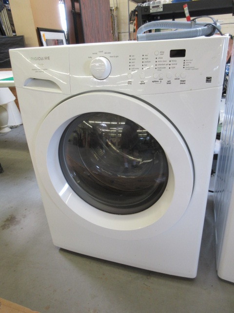 lot 487 image: FRIGIDAIRE AFFINITY FRONT LOAD WASHER - WHITE