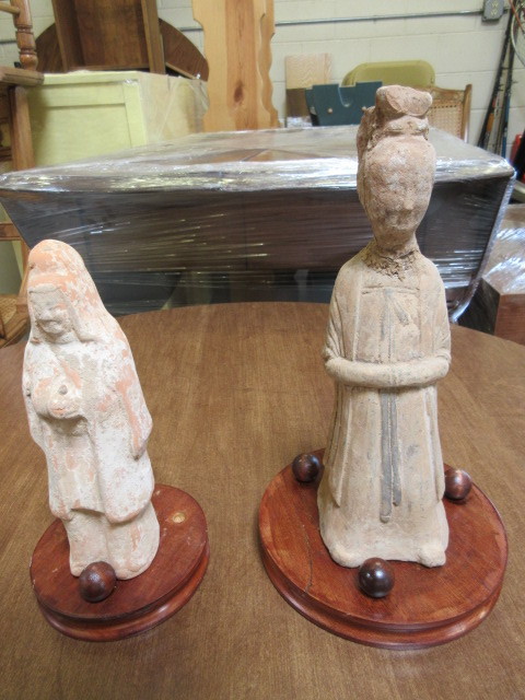 lot 458 image: 2 TANG DYNASTY RED CLAY TOMB FIGURINES