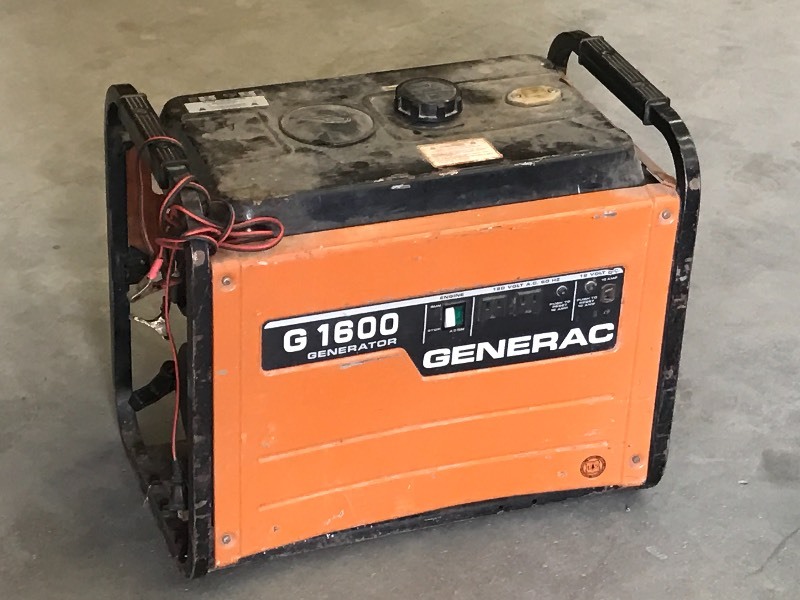 lot 13 image: Generac Generator