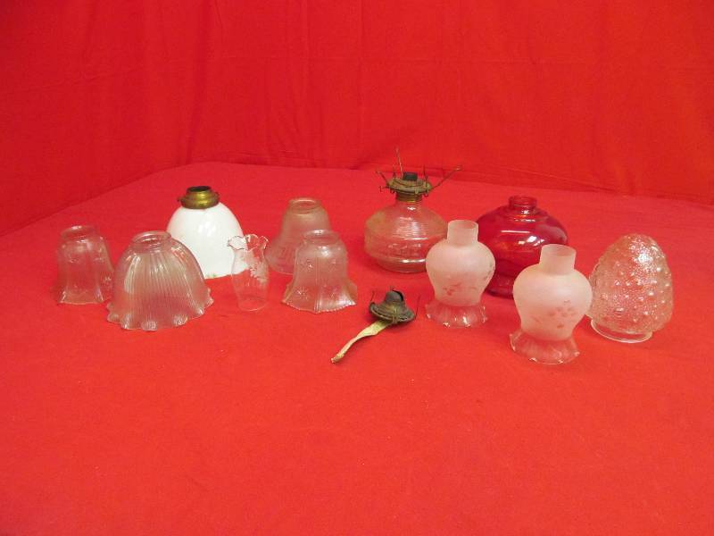 lot 3 image: vintage glass lamp shades
