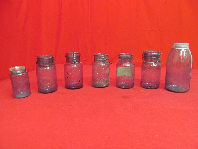 lot 5 image: vintage canning jars