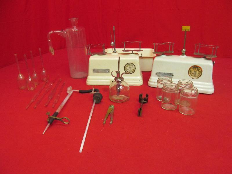 lot 8 image: milk testing equipment