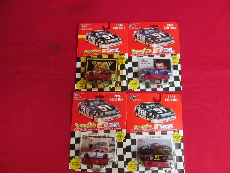lot 60 image: 1994 Edition Nascar Stock cars