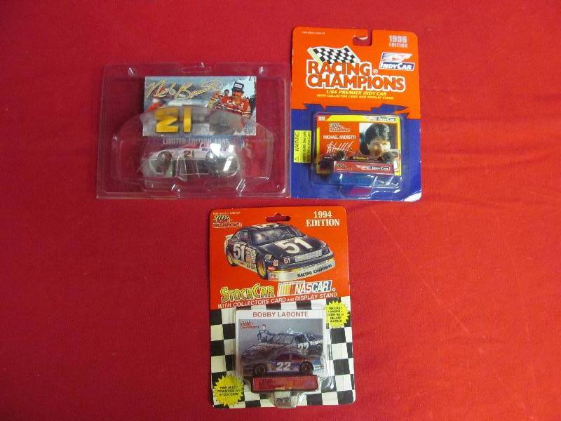 lot 92 image: collectable cars