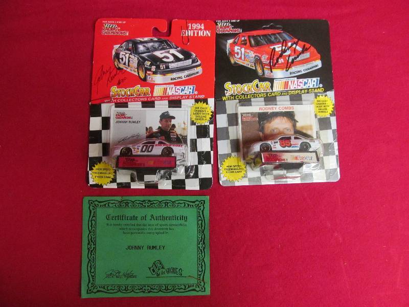 lot 93 image: autographed cards