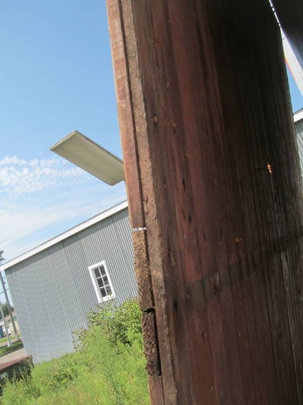 lot 114 image: boxcar door