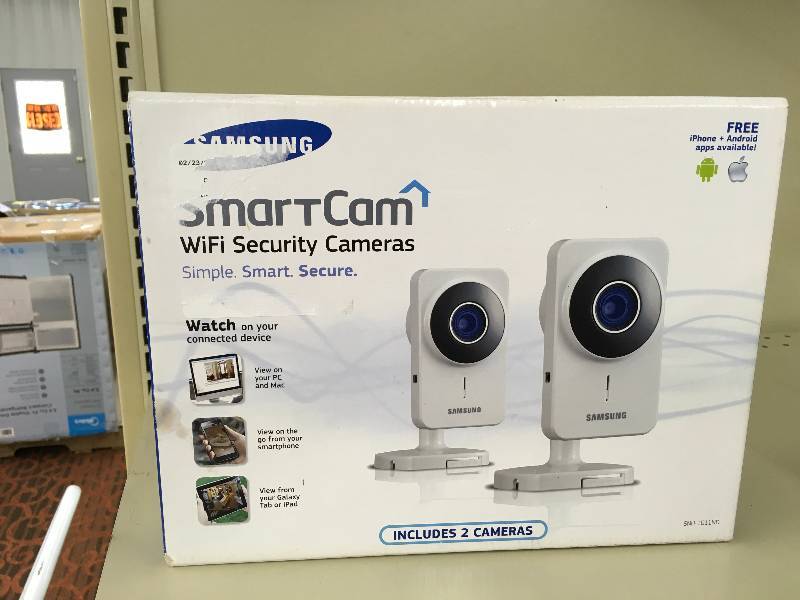 lot 547 image: Samsung SmartCam Wifi Security Cameras, Retail $194.99