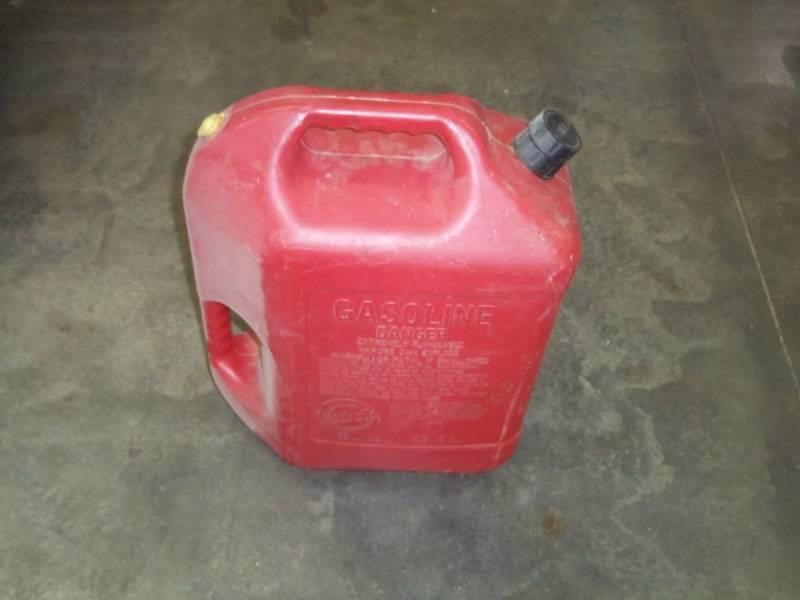 lot 33 image: 6 Gallon Gas Can