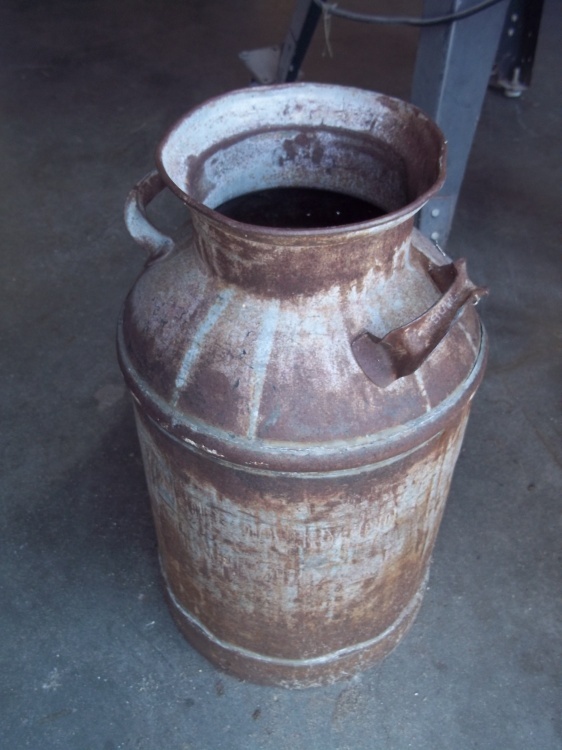 lot 63 image: Cream Can