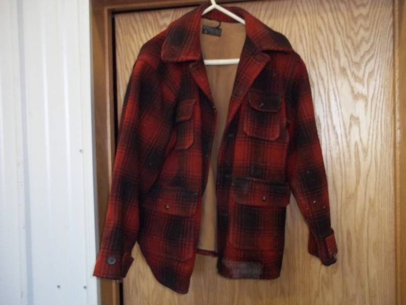 lot 65 image: Vintage Hunting Jacket North Star Mercantile Co.  Fergus Falls, Minn