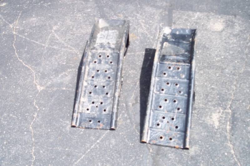lot 85 image: Car Ramps