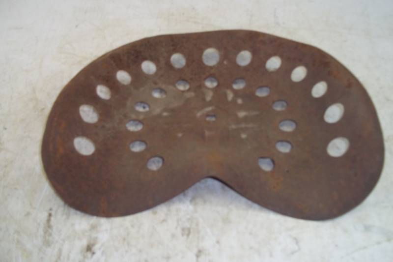 lot 94 image: Vintage Tractor Seat