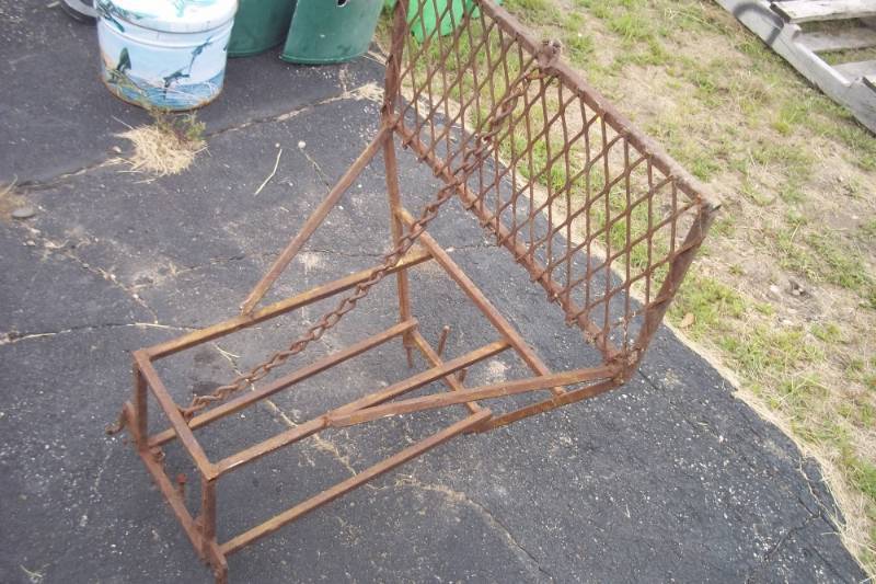 lot 134 image: Deer Stand