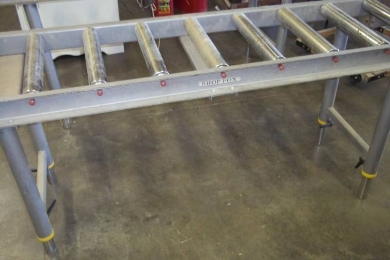 lot 161 image: Conveyer with Adjustable Height Legs