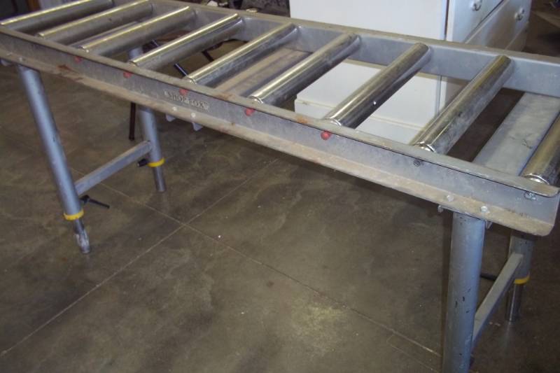 lot 162 image: Conveyer with Adjustable Height Legs