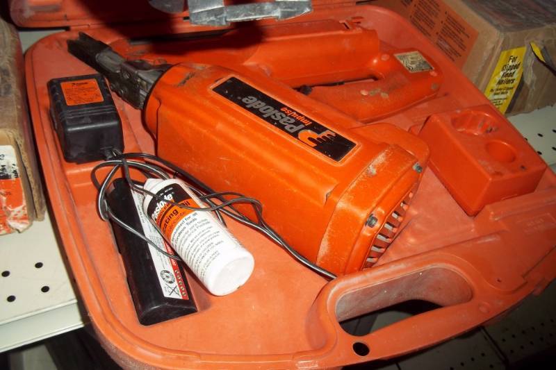 lot 168 image: Paslode Nailer with Nails & Fuel.