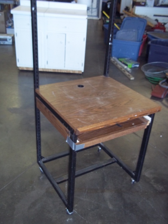 lot 177 image: Rolling Table