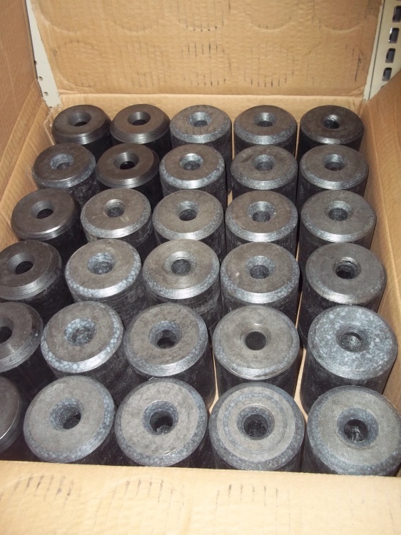 lot 187 image: Case of 30 Rollers