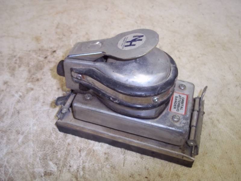 lot 198 image: Air Sander.