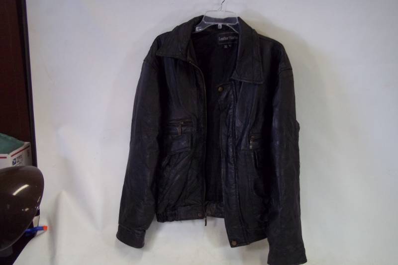 lot 214 image: Leather Works Brand Black Leather Coat. Size Large