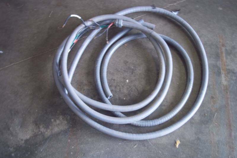 lot 236 image: Air Conditioner Conduit