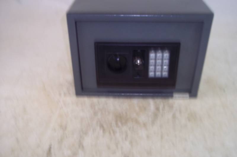 lot 245 image: Small Safe
