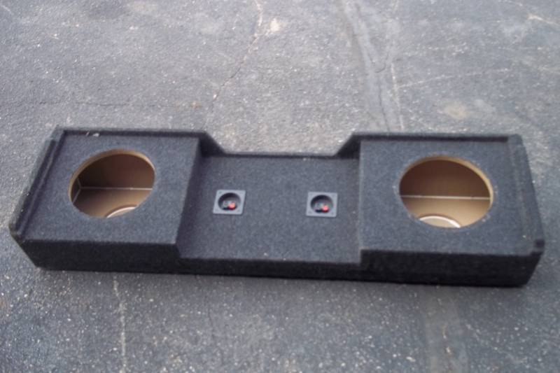lot 246 image: Sub-Woofer Box