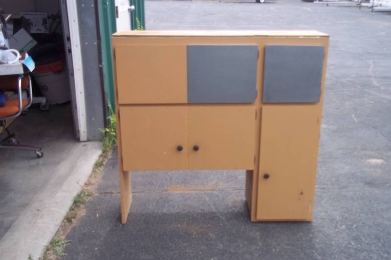 lot 254 image: Storage cabinet. Great For Garage.