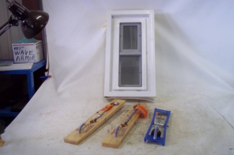 lot 263 image: Great Window for Fish House, 3 Ice Fishing Tip Ups