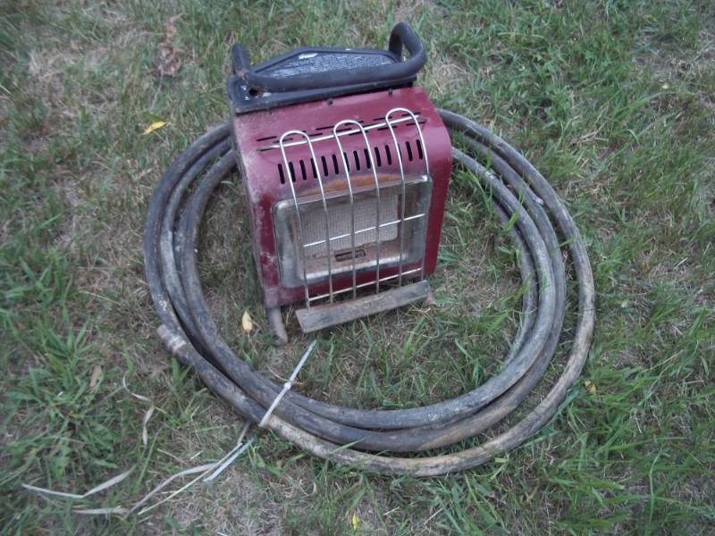 lot 300 image: Infrared Propane Heater with Hose