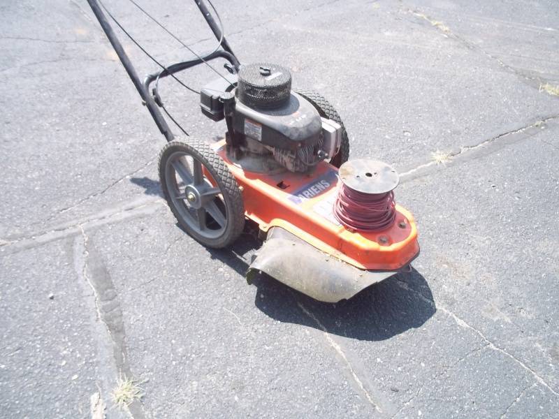 lot 335 image: String trimer mower  6 HP Airens