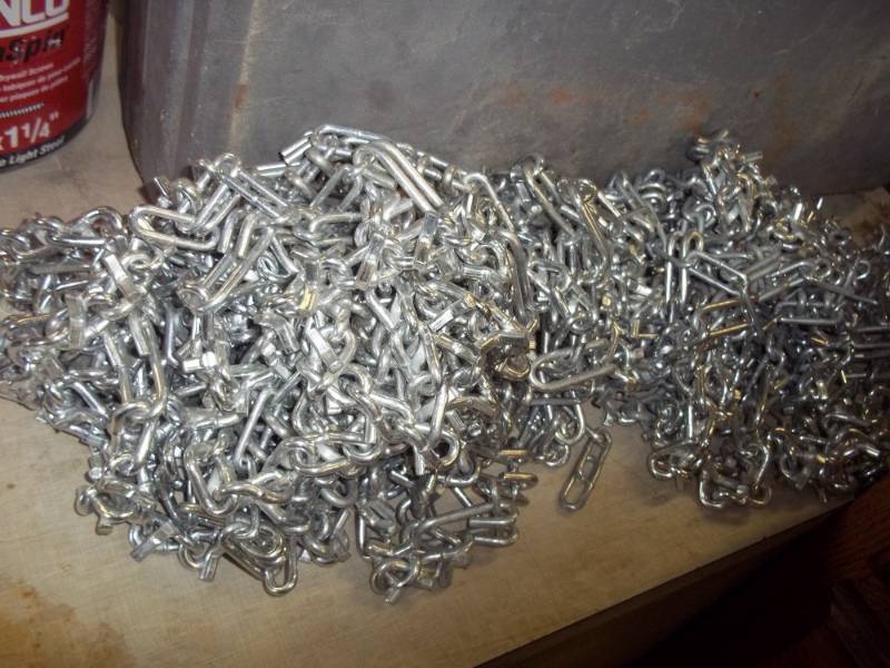 lot 336 image: Pair of Chains for 4 Wheeler