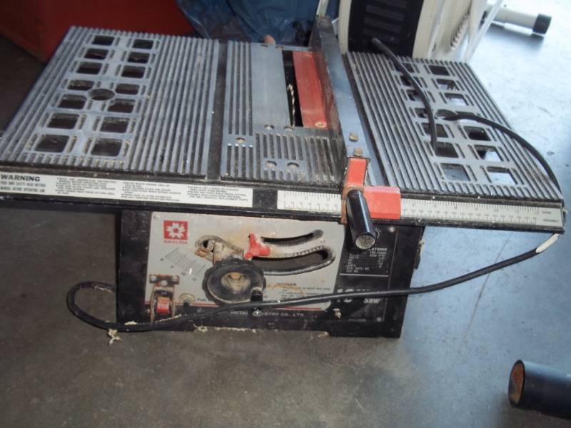 lot 362 image: 10 Table Saw