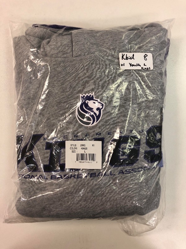 New Packaged Youth Large Sacramento Kings Shirt and Sweatshirt