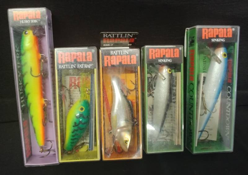 lot 12 image: 5 Assorted Rapala jigs