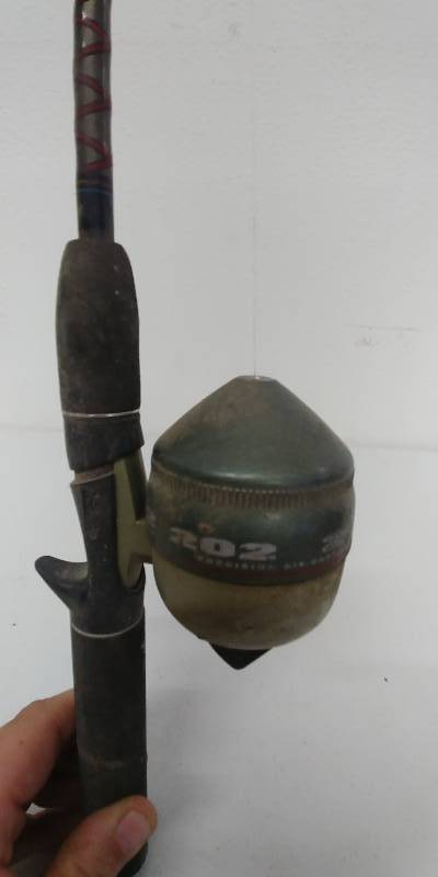 lot 22 image: Closed Face Fishing Reel & Rod