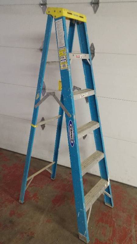 lot 27 image: Werner 5 step lader