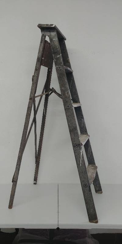 lot 23 image: Vintage Woden Step Ladder