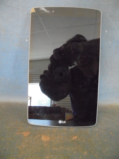 lot 34 image: LG Tablet