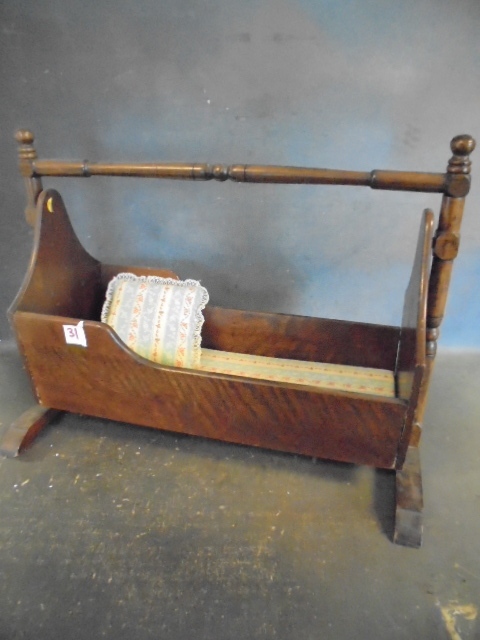 lot 31 image: Vintage Doll Cradle