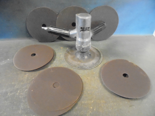 lot 91 image: Chicago Pneumatic Air Sander