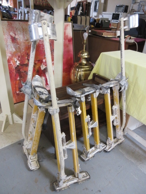 SHEETROCK STILTS