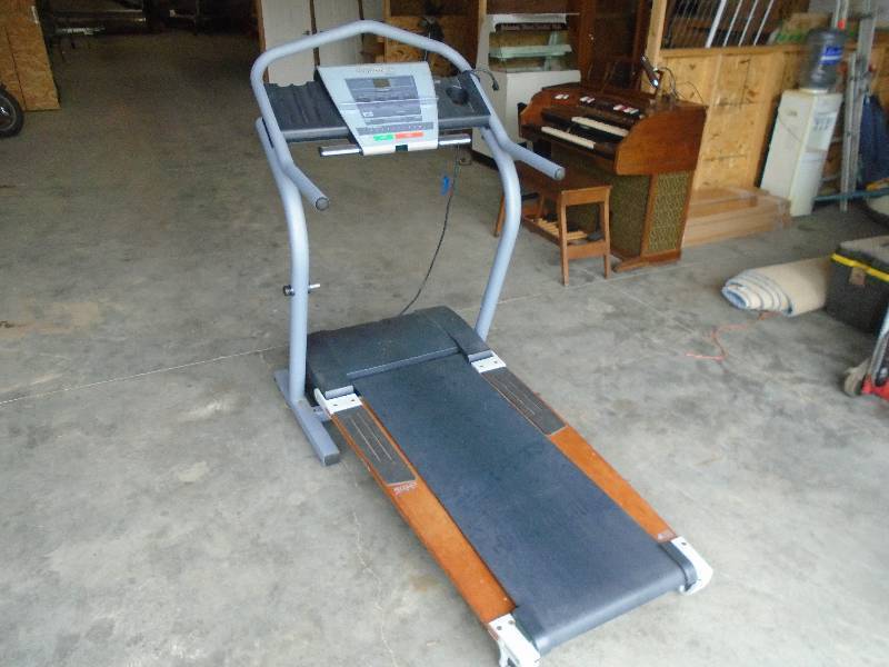 NordicTrack 2500 R Treadmill We Sell Your Stuff Inc. Auction 90