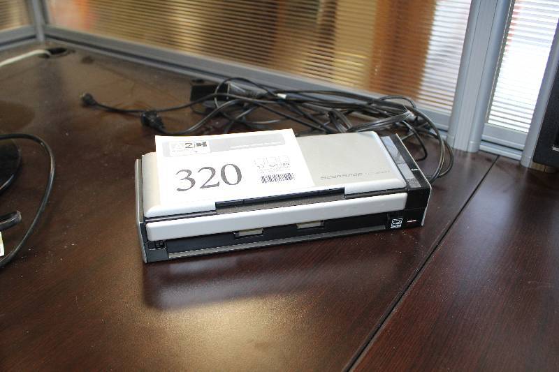 lot 320 image: Fujitsu ScanSnap S1300i Scanner